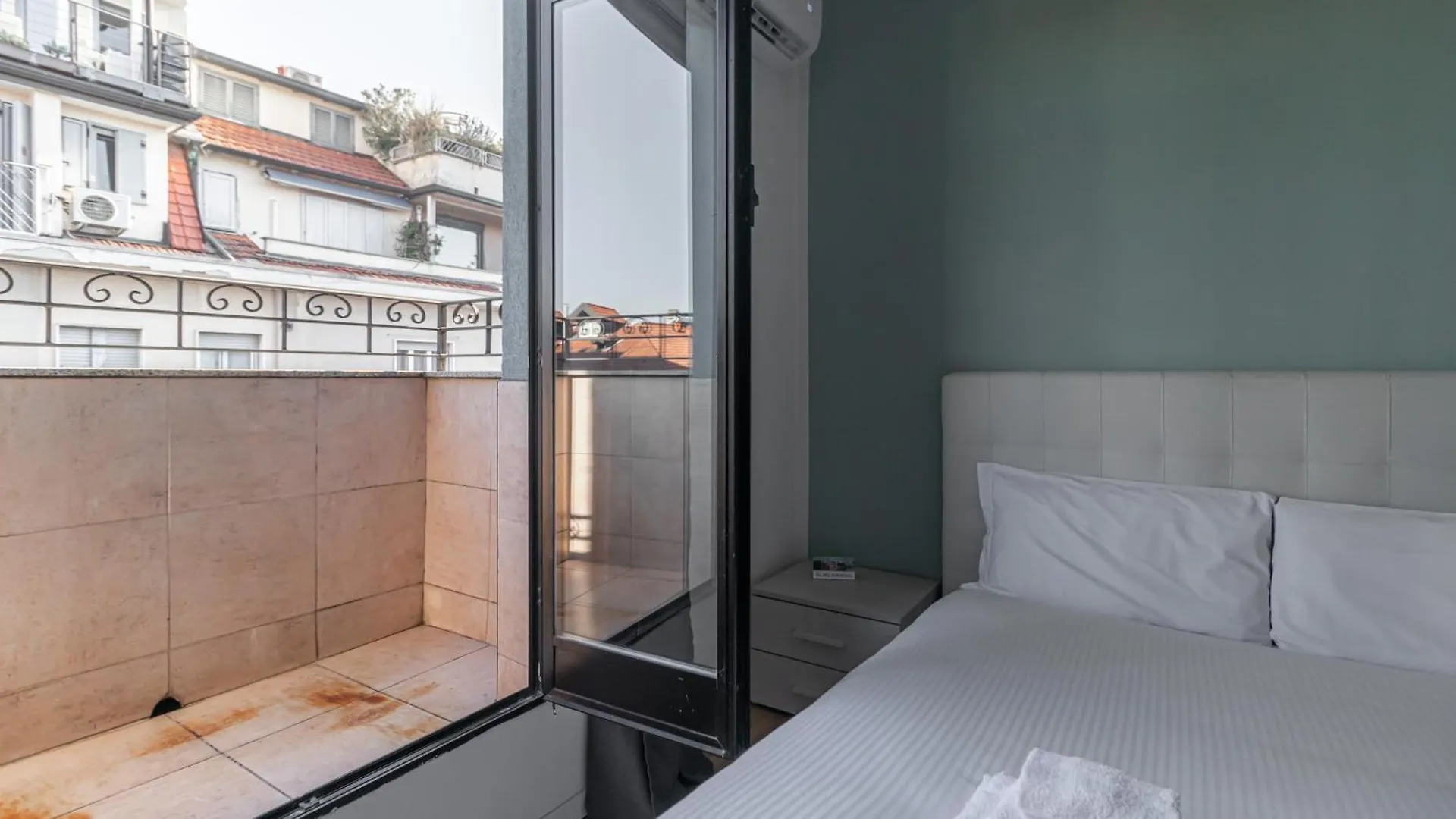 Italianway - Rosmini 11 B Apartment Milan
