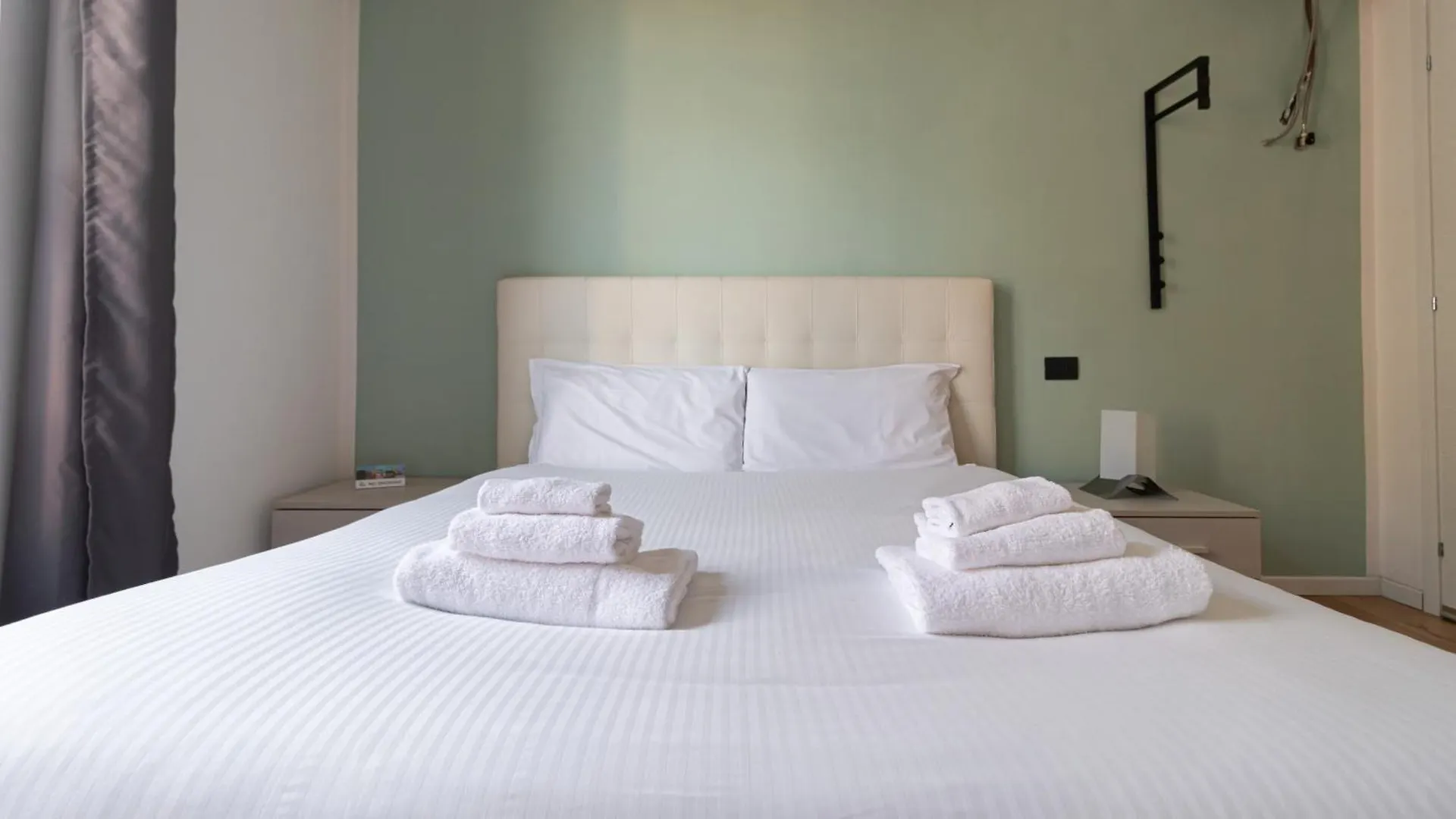 Italianway - Rosmini 11 B Apartment Milan